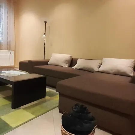 Apartman Mónika *