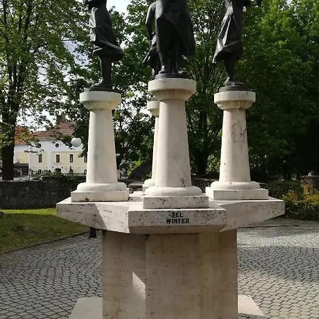 Monika Тапольца